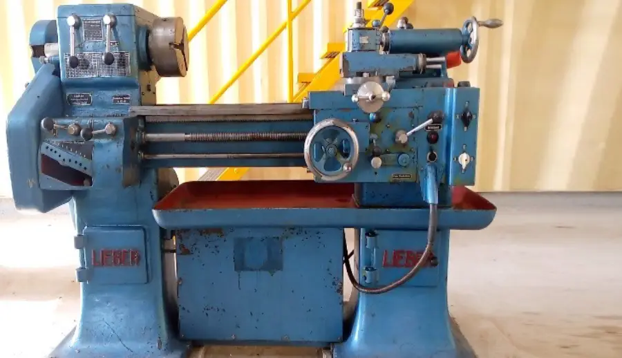 Industrial Lathe Machines